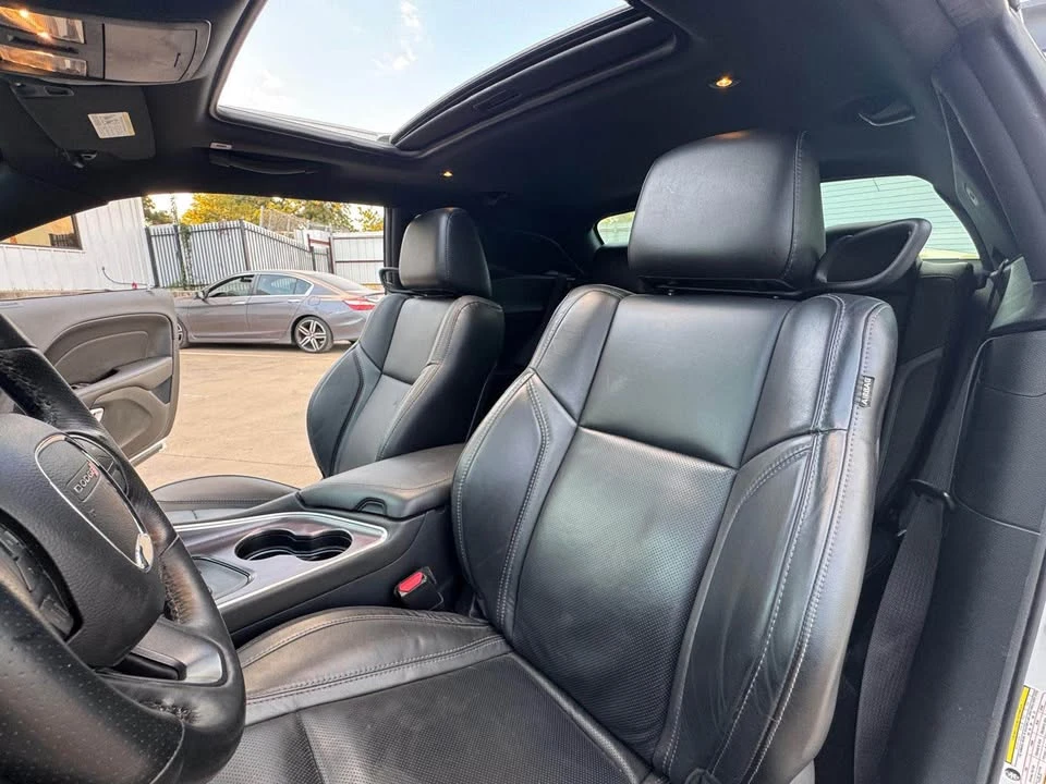 2018 Dodge Challenger 3rd Gen - Image 16 of 19