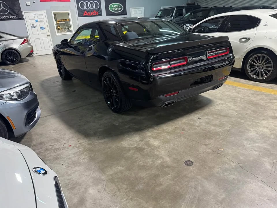 2018 Dodge Challenger 3rd Gen - Image 9 of 20