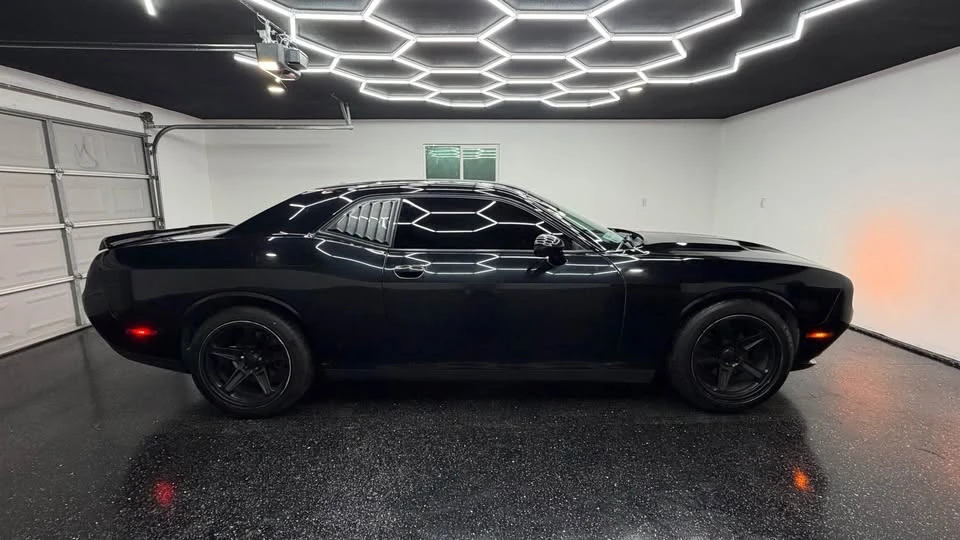 2018 Dodge Challenger - Image 8 of 13