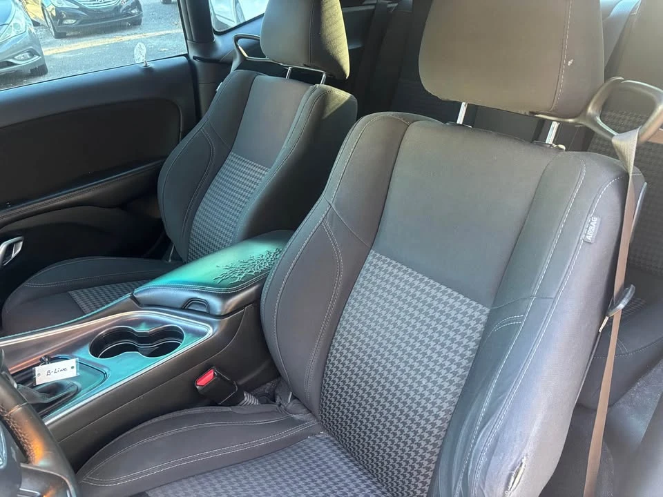 2018 Dodge Challenger 3rd Gen - Image 5 of 8