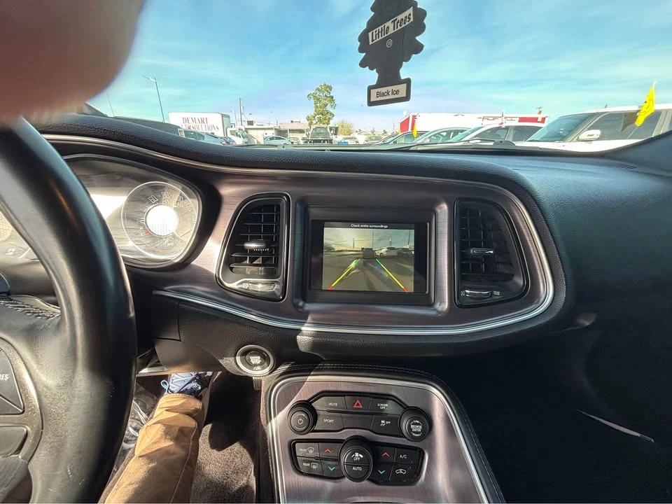 2018 Dodge Challenger 3rd Gen - Image 9 of 10