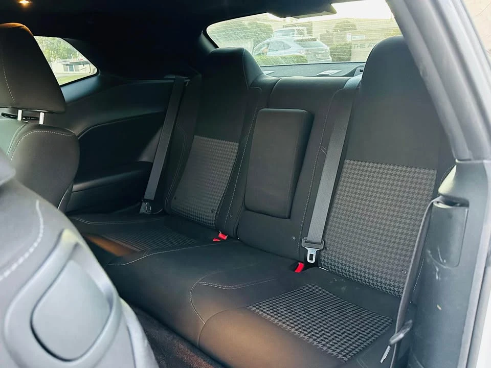 2018 Dodge Challenger 3rd Gen - Image 10 of 15