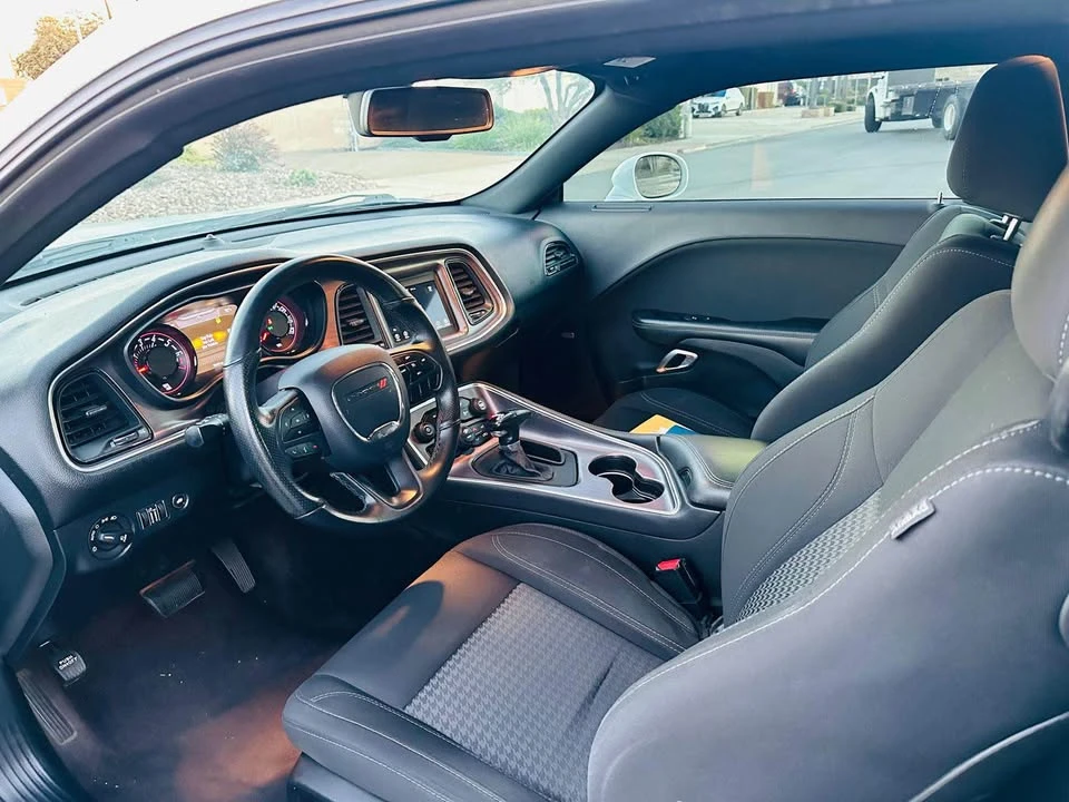 2018 Dodge Challenger 3rd Gen - Image 9 of 15
