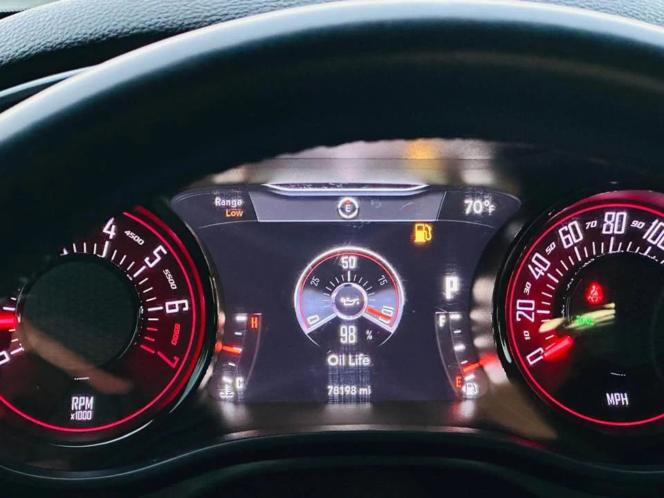 2018 Dodge Challenger 3rd Gen - Image 12 of 15