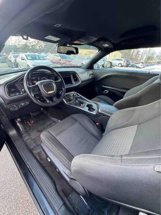 2018 Dodge Challenger - Image 3 of 4