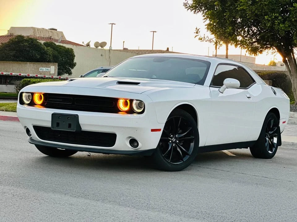 2018 Dodge Challenger 3rd Gen - Image 2 of 15