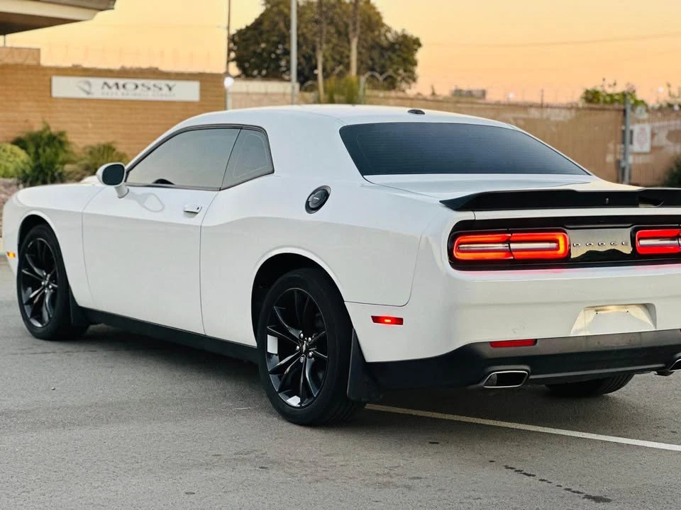 2018 Dodge Challenger 3rd Gen - Image 7 of 15