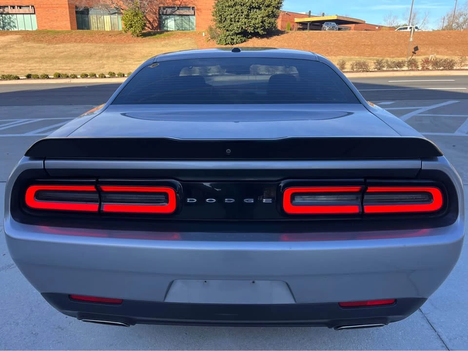 2018 Dodge Challenger 3rd Gen - Image 9 of 20
