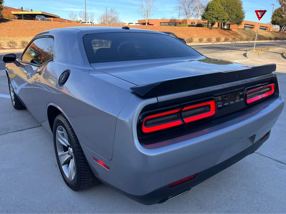 2018 Dodge Challenger 3rd Gen - Image 10 of 20