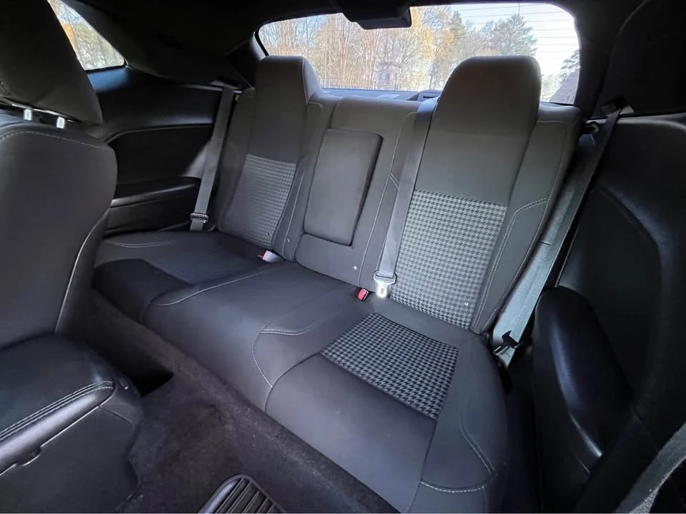 2018 Dodge Challenger 3rd Gen - Image 17 of 20