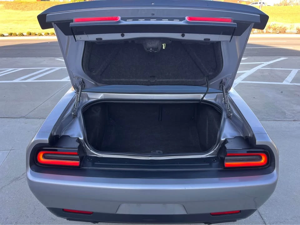 2018 Dodge Challenger 3rd Gen - Image 19 of 20