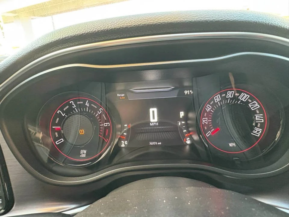 2018 Dodge Challenger 3rd Gen - Image 14 of 15