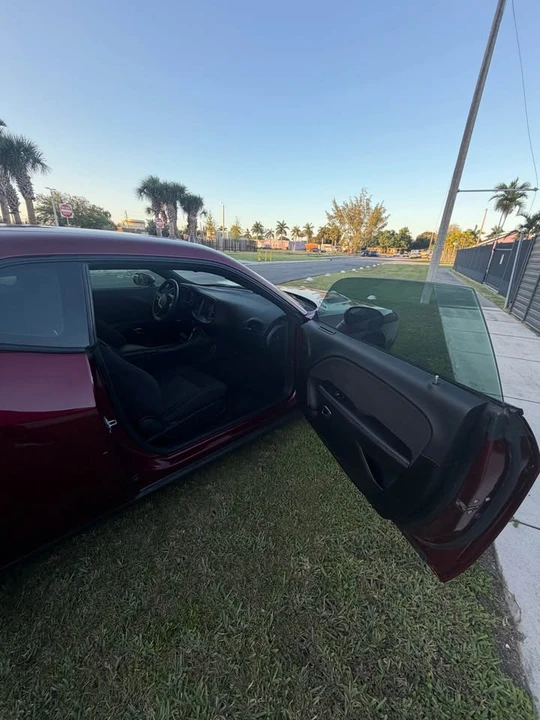 2018 Dodge Challenger 3rd Gen - Image 5 of 11