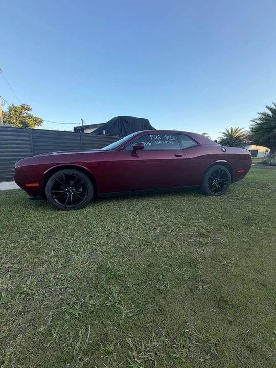 2018 Dodge Challenger 3rd Gen - Image 4 of 11