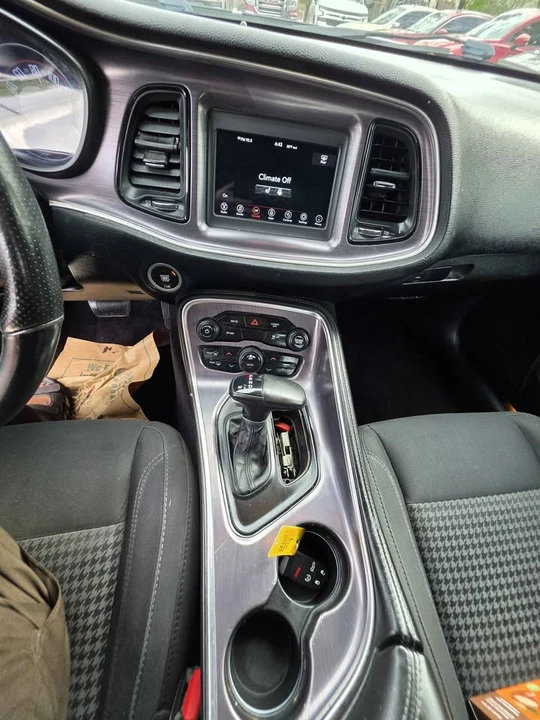 2018 Dodge Challenger 3rd Gen - Image 10 of 12