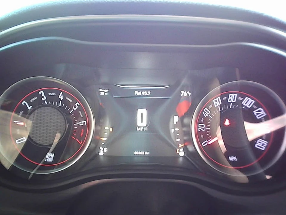 2018 Dodge Challenger 3rd Gen - Image 16 of 20