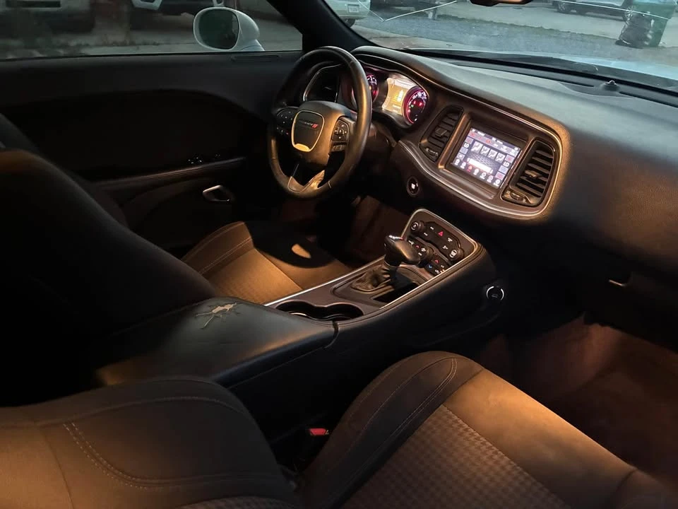 2018 Dodge Challenger 3rd Gen - Image 2 of 5