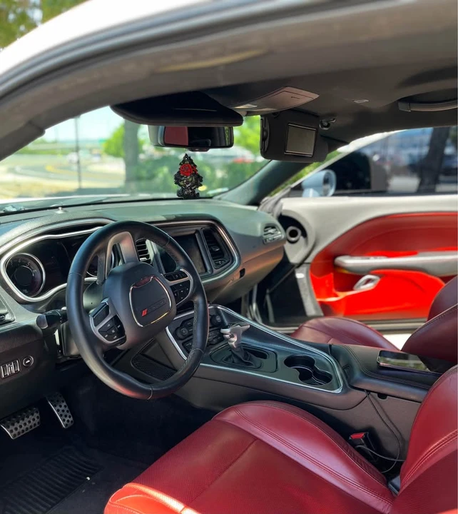 2018 Dodge Challenger 3rd Gen - Image 6 of 8