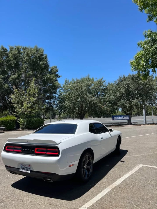 2018 Dodge Challenger 3rd Gen - Image 2 of 8