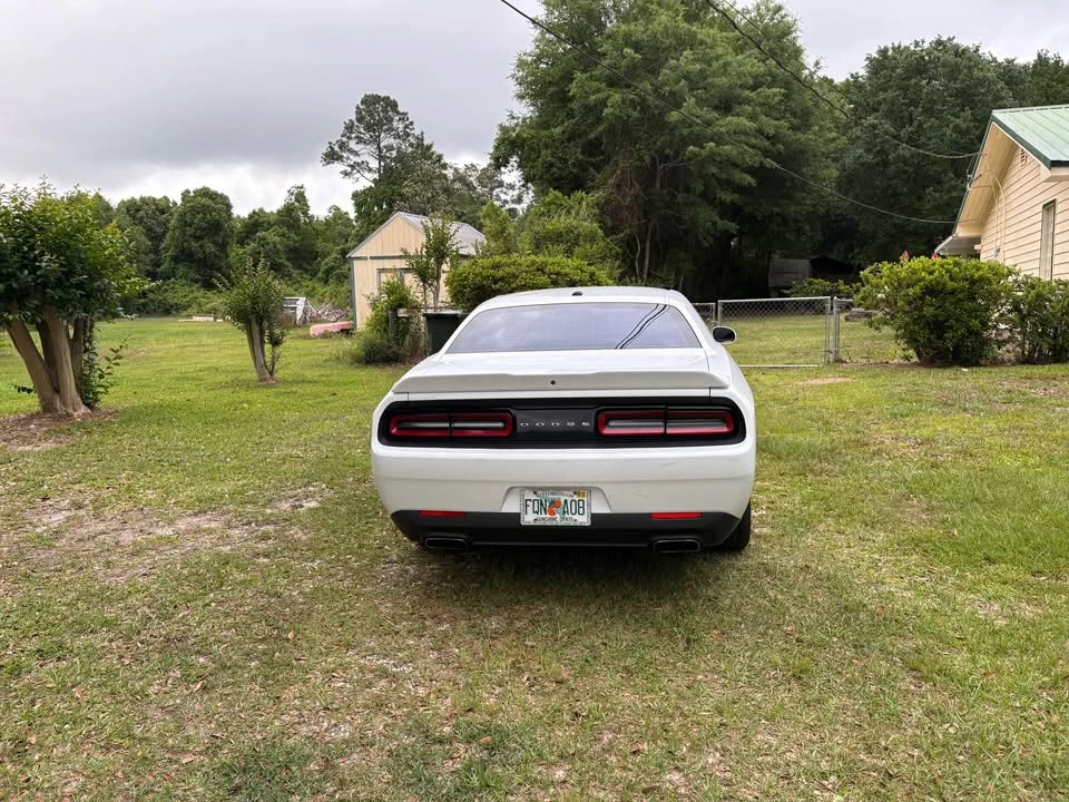 2018 Dodge Challenger 3rd Gen - Image 9 of 13