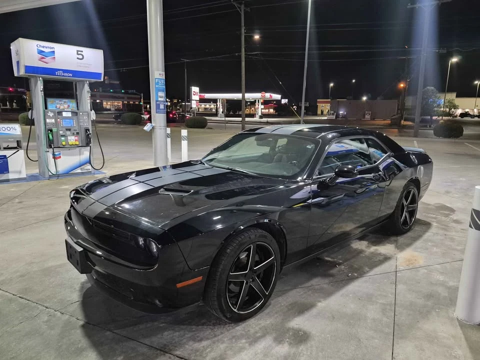2018 Dodge Challenger 3rd Gen - Image 2 of 10
