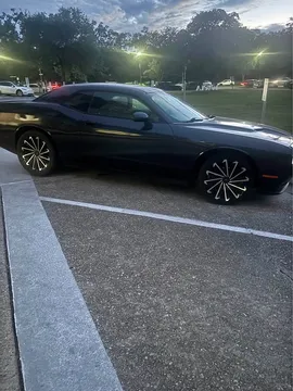 2018 Dodge Challenger SXT Coupe 2D