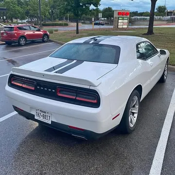 2018 Dodge Challenger SXT Coupe