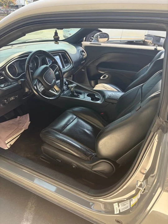 2018 Dodge Challenger 3rd Gen - Image 5 of 11
