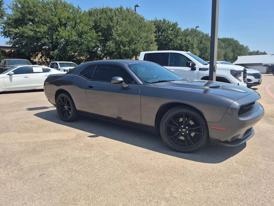 2018 Dodge Challenger 3rd Gen - Image 2 of 12