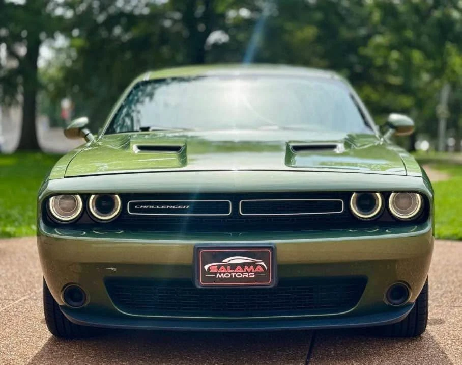 2018 Dodge Challenger 3rd Gen - Image 2 of 12