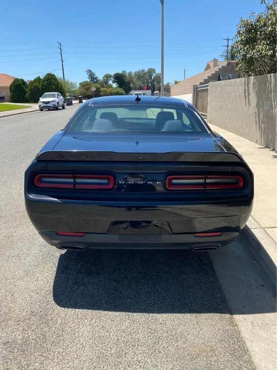 2018 Dodge Challenger 3rd Gen - Image 6 of 15