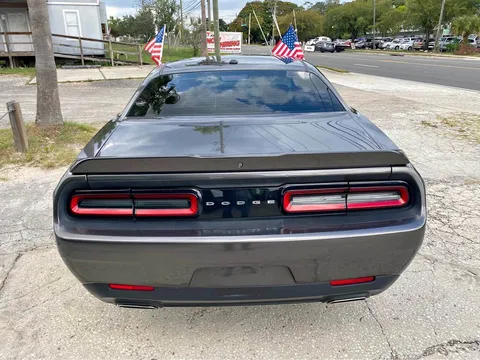 2018 Dodge Challenger SXT Coupe 2D