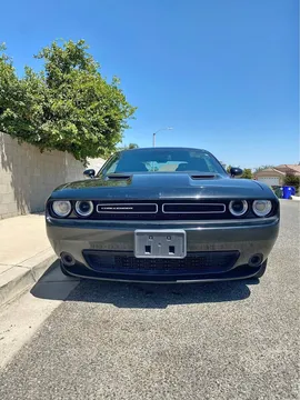 2018 Dodge Challenger SXT Coupe 2D