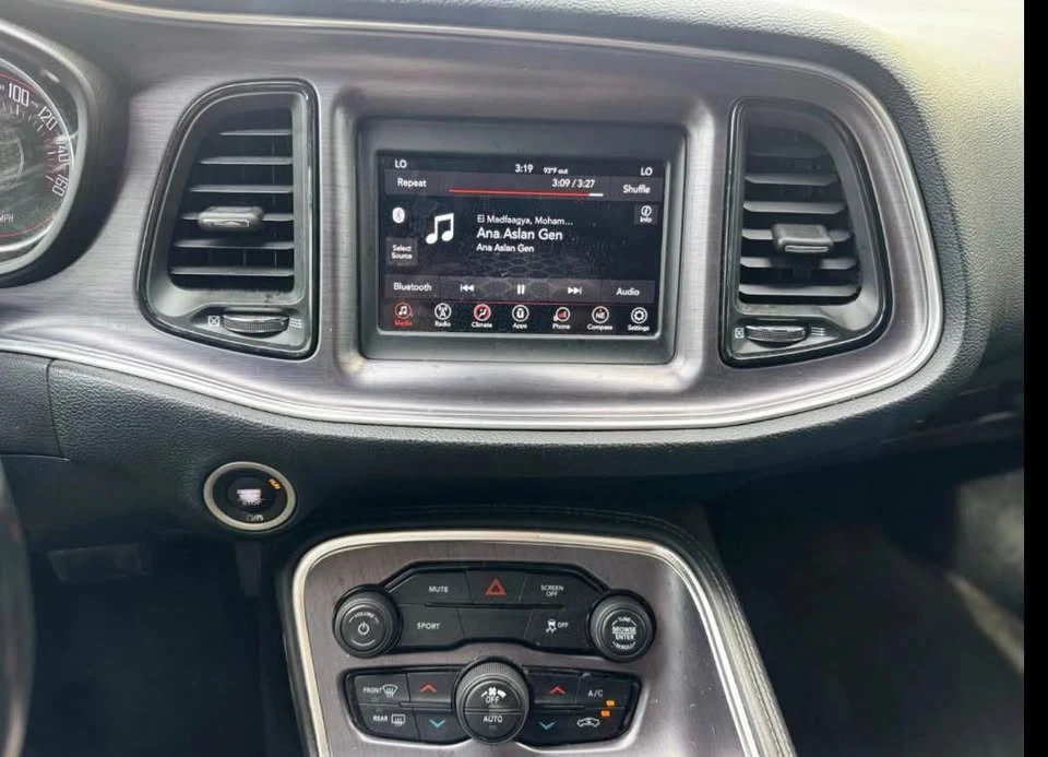 2018 Dodge Challenger 3rd Gen - Image 11 of 12