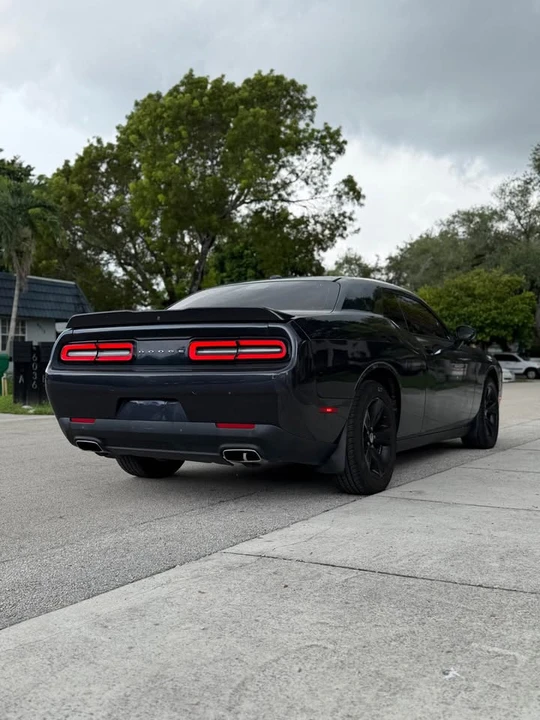 2018 Dodge Challenger 3rd Gen - Image 6 of 11