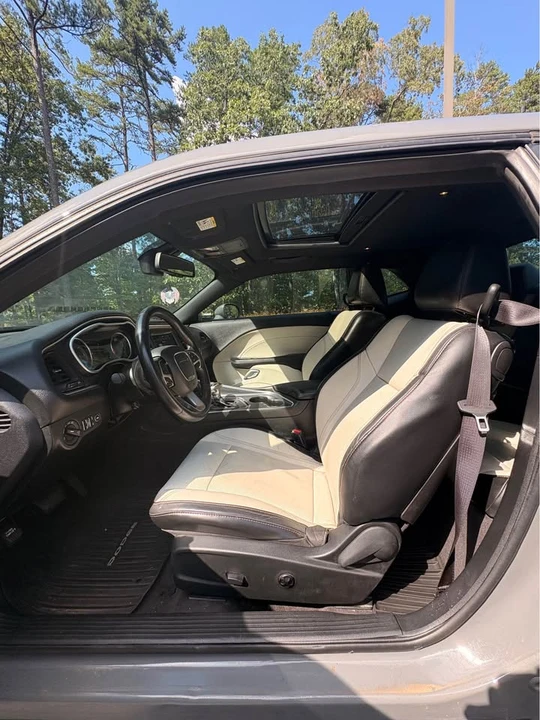 2018 Dodge Challenger 3rd Gen - Image 5 of 6