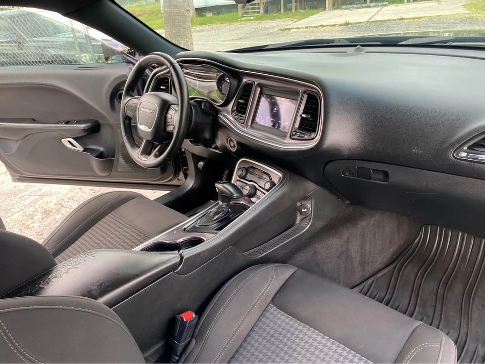 2018 Dodge Challenger 3rd Gen - Image 6 of 17
