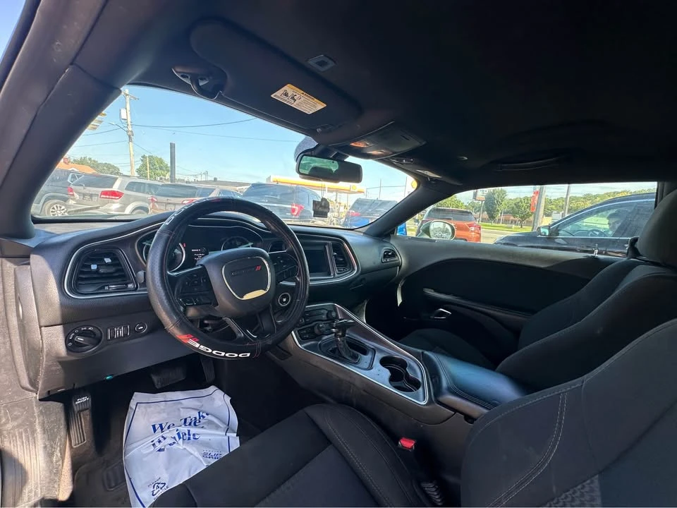 2018 Dodge Challenger 3rd Gen - Image 9 of 15
