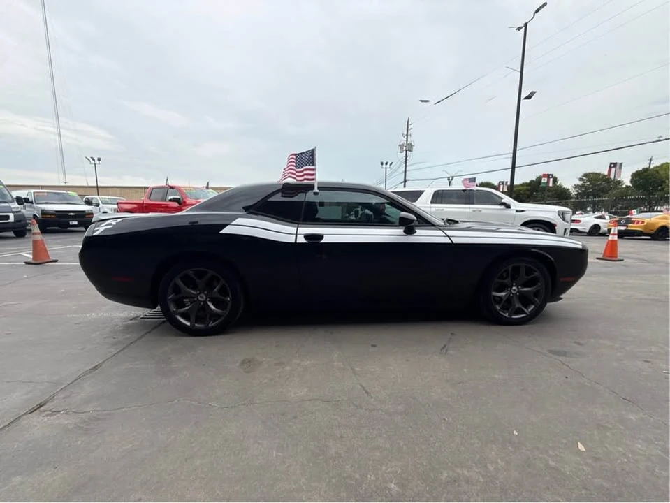 2018 Dodge Challenger 3rd Gen - Image 2 of 14