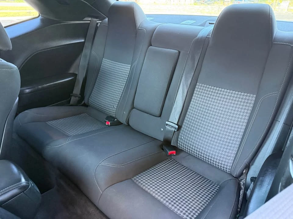 2018 Dodge Challenger 3rd Gen - Image 9 of 14