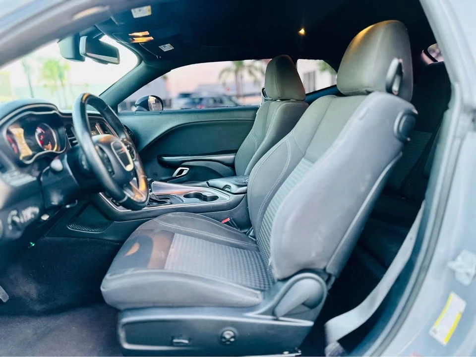 2018 Dodge Challenger 3rd Gen - Image 9 of 16