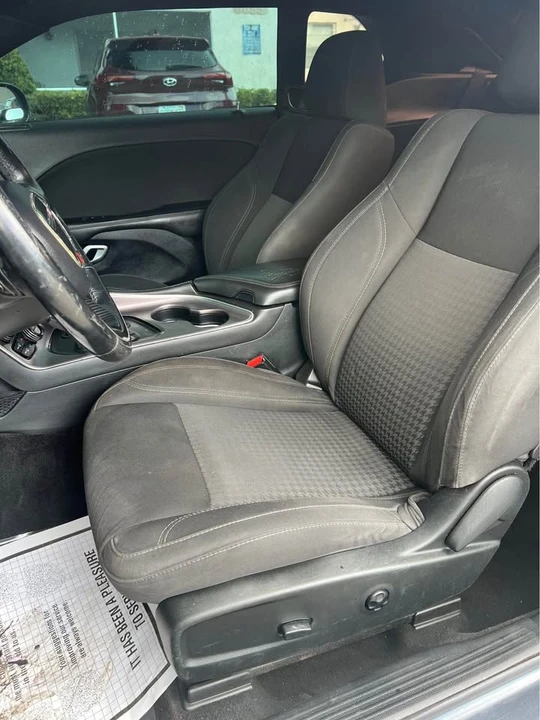 2018 Dodge Challenger 3rd Gen - Image 9 of 12