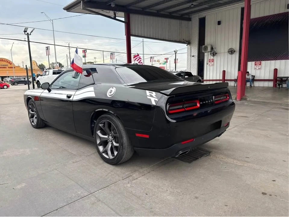 2018 Dodge Challenger 3rd Gen - Image 5 of 14