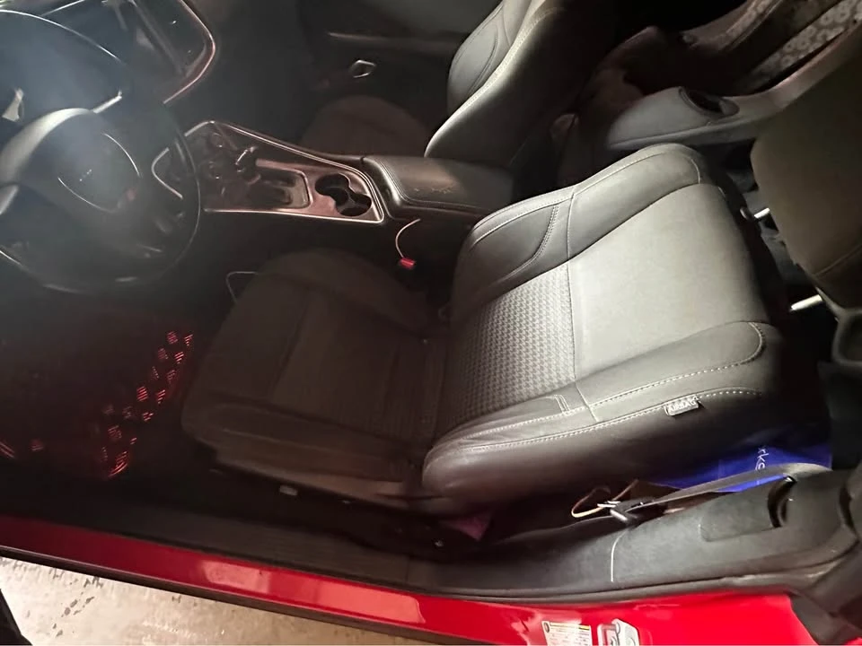 2018 Dodge Challenger 3rd Gen - Image 14 of 15