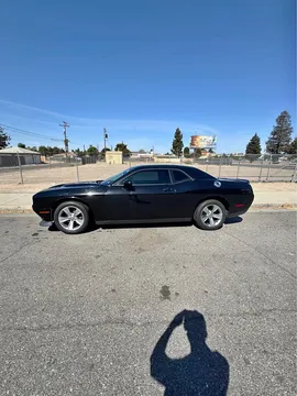 2018 Dodge Challenger SXT Coupe 2D