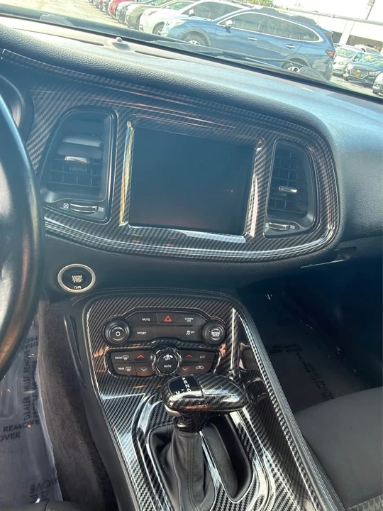 2018 Dodge Challenger 3rd Gen - Image 10 of 11