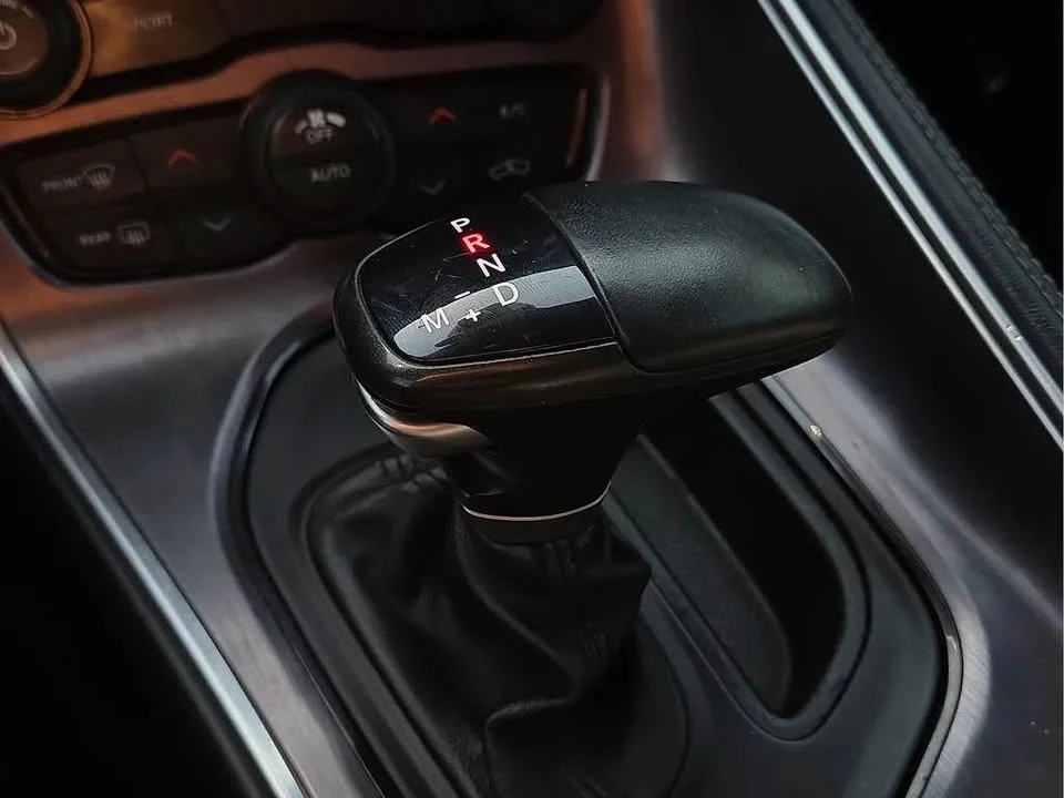 2018 Dodge Challenger 3rd Gen - Image 17 of 20