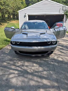 2018 Dodge Challenger SXT Coupe 2D