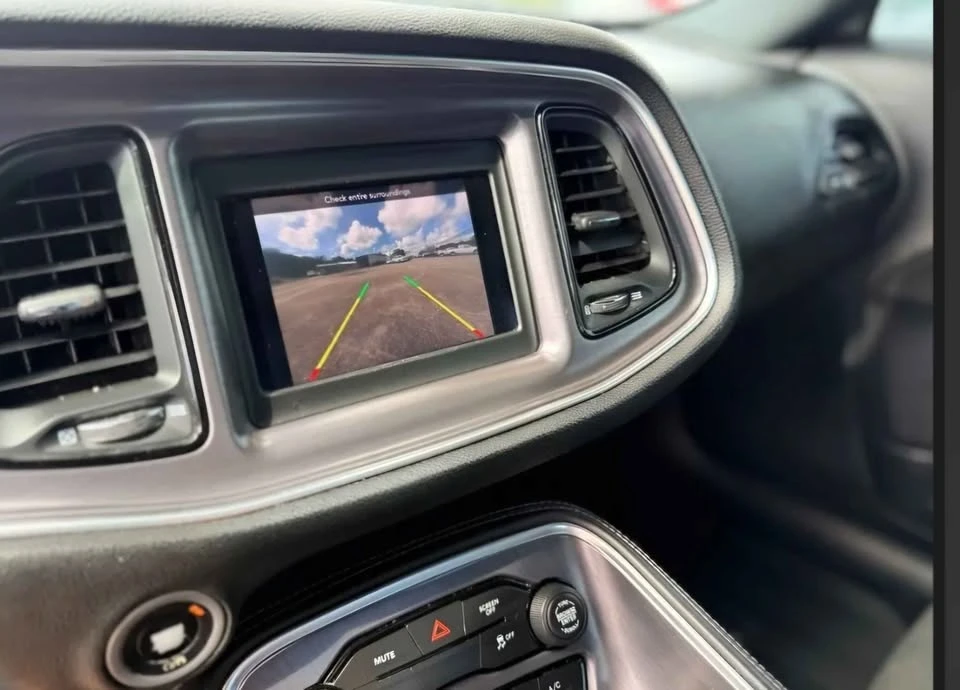 2018 Dodge Challenger 3rd Gen - Image 9 of 17