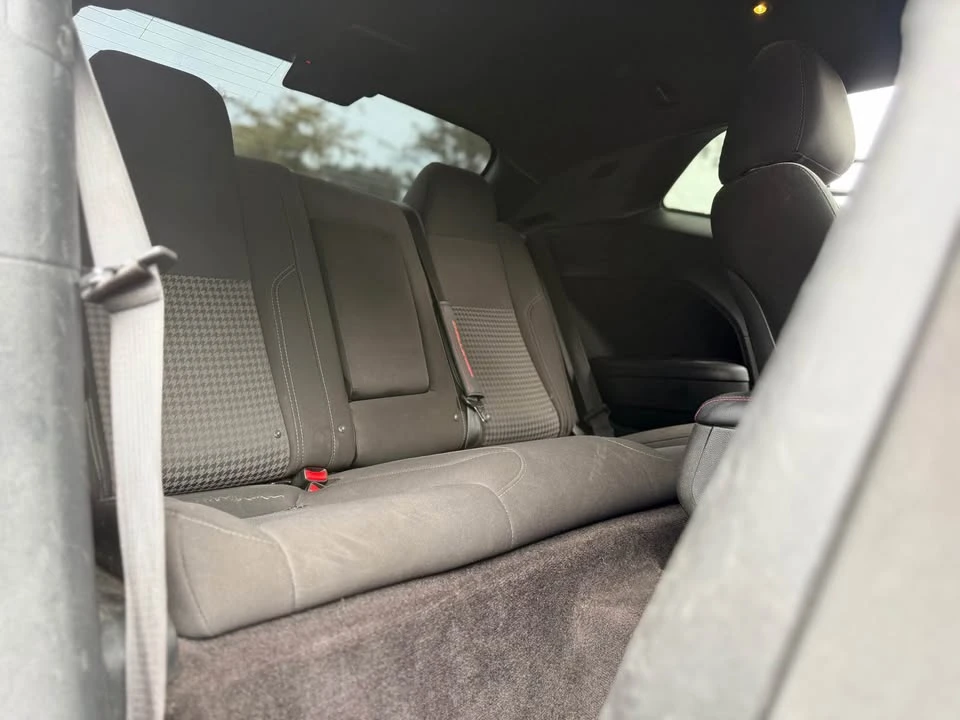 2018 Dodge Challenger 3rd Gen - Image 17 of 20